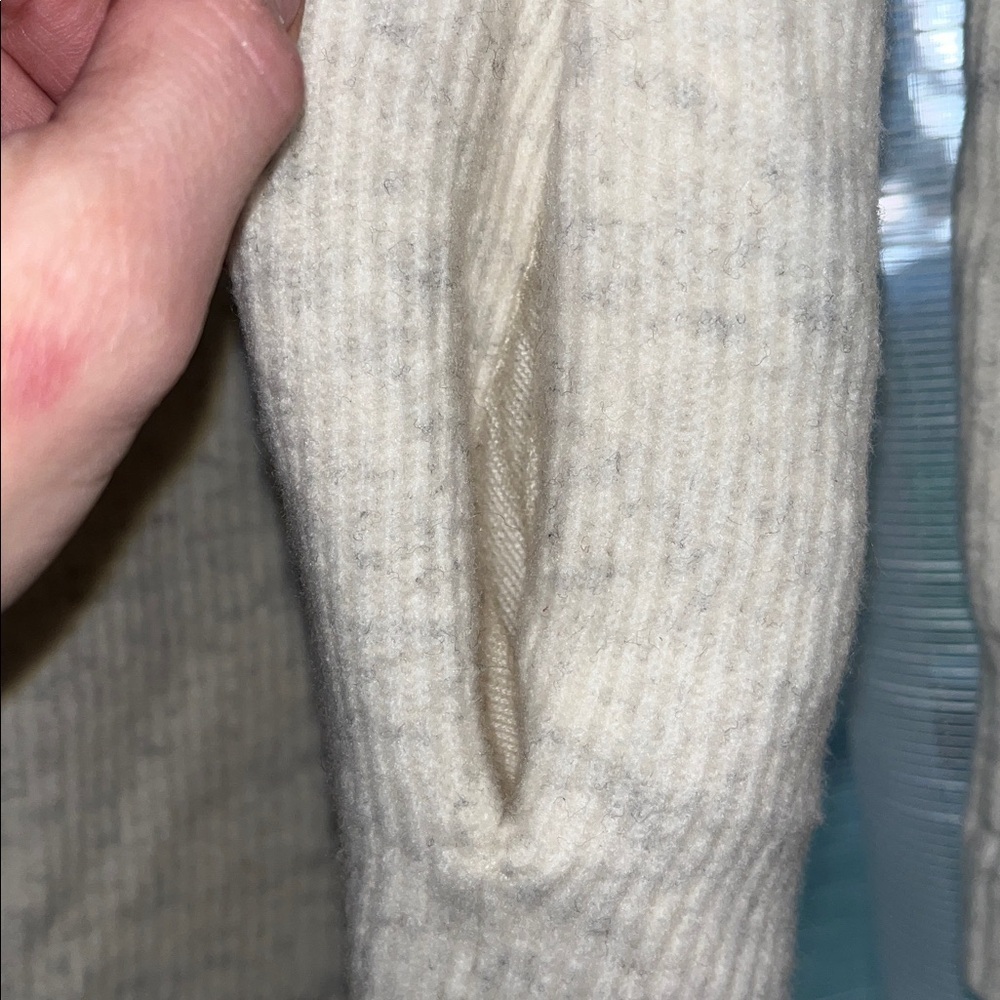 Lululemon Restful Intention Sweater in Light/Heathered Light Ivory size m - Picture 8 of 10